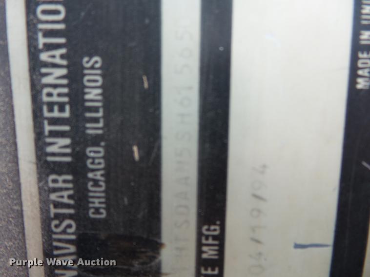 image for item DB7382 1995 International 4900 dump truck