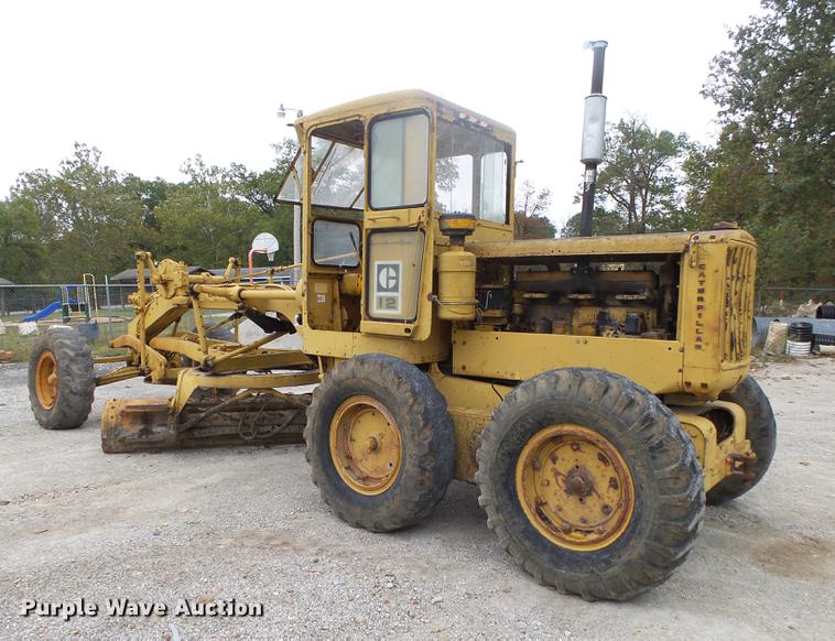 image for item DB7384 1958 Caterpillar 12 rigid frame motor grader