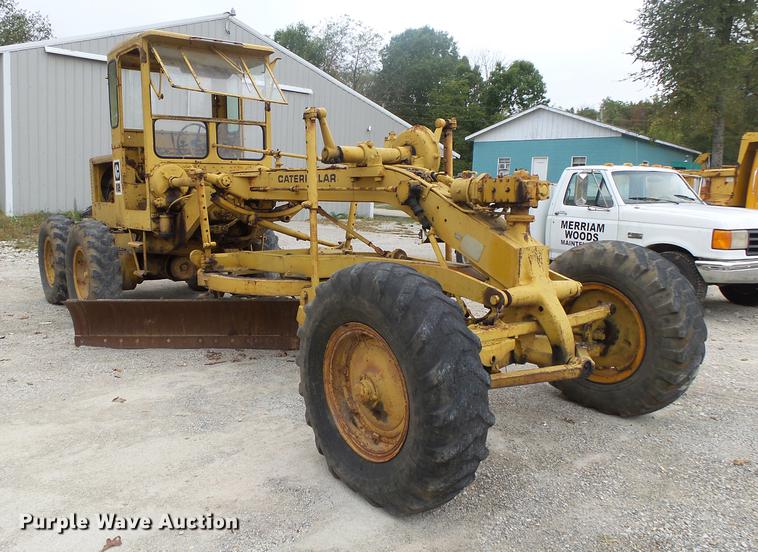 image for item DB7384 1958 Caterpillar 12 rigid frame motor grader