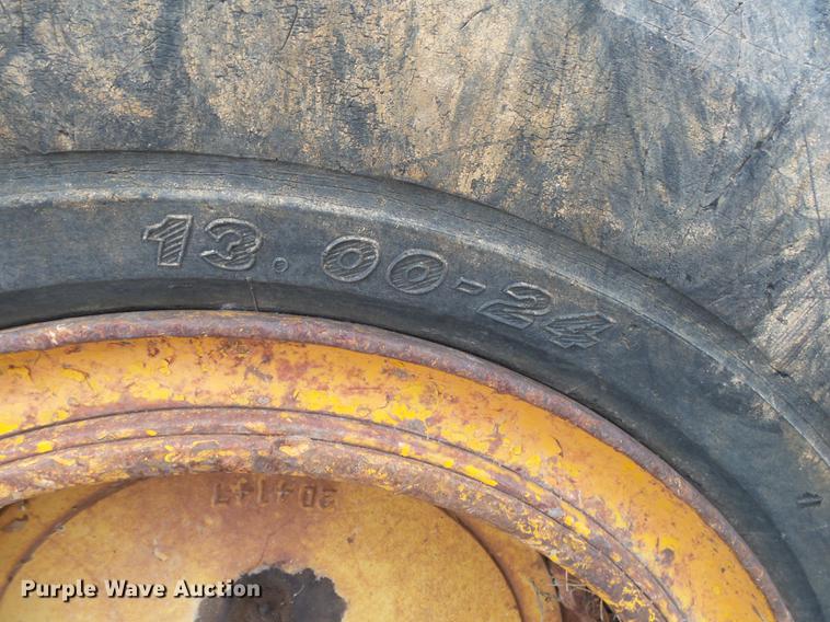 image for item DB7384 1958 Caterpillar 12 rigid frame motor grader