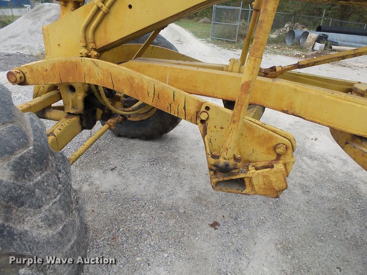 image for item DB7384 1958 Caterpillar 12 rigid frame motor grader