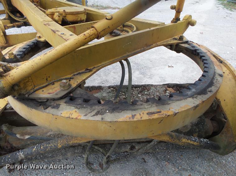 image for item DB7384 1958 Caterpillar 12 rigid frame motor grader