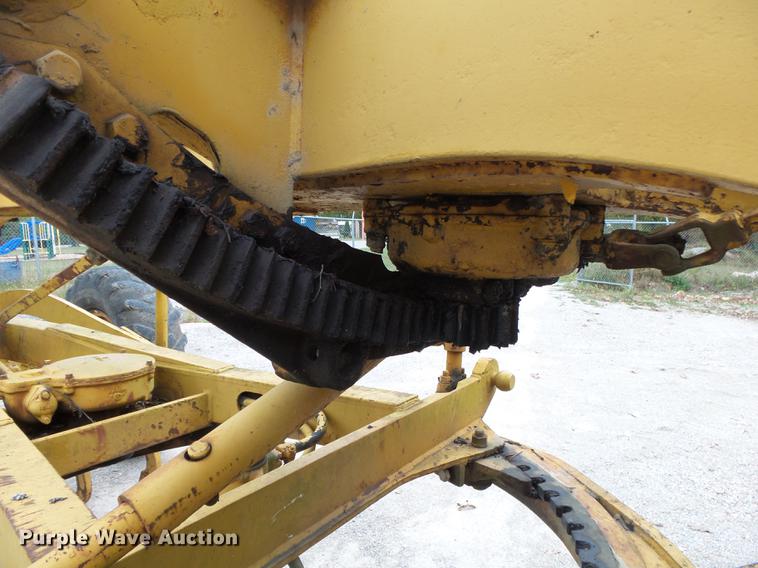 image for item DB7384 1958 Caterpillar 12 rigid frame motor grader