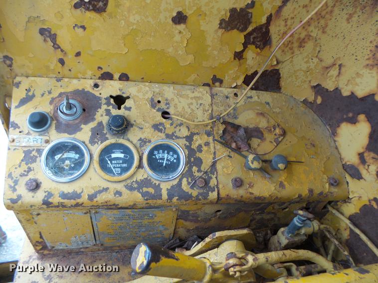 image for item DB7384 1958 Caterpillar 12 rigid frame motor grader