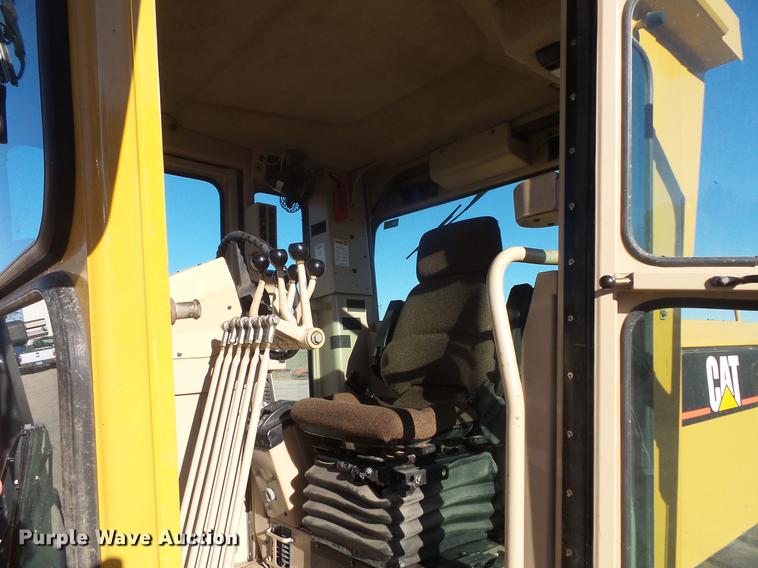 image for item DB8125 2006 Caterpillar 140H VHP Plus motor grader