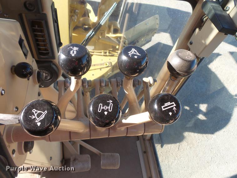 image for item DB8125 2006 Caterpillar 140H VHP Plus motor grader