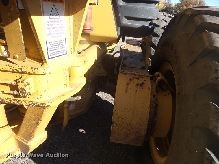 image for item DB8125 2006 Caterpillar 140H VHP Plus motor grader