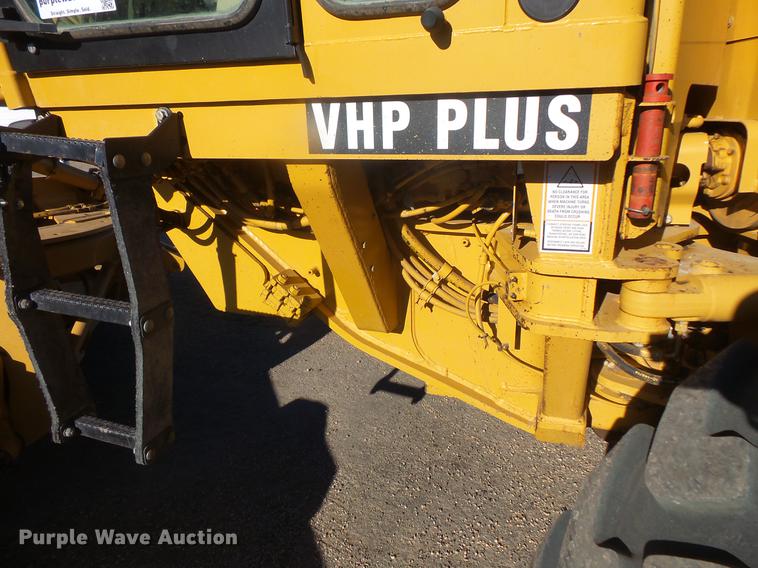 image for item DB8125 2006 Caterpillar 140H VHP Plus motor grader