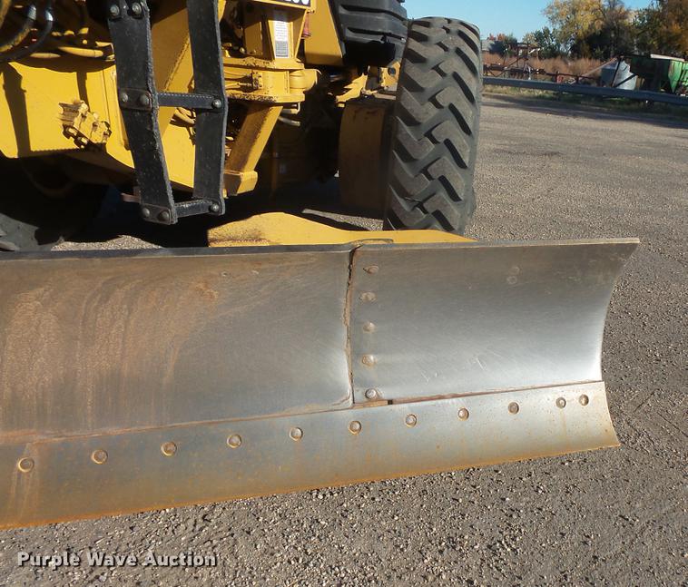 image for item DB8125 2006 Caterpillar 140H VHP Plus motor grader