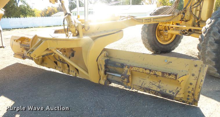 image for item DB8125 2006 Caterpillar 140H VHP Plus motor grader
