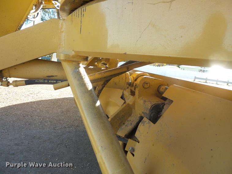 image for item DB8125 2006 Caterpillar 140H VHP Plus motor grader