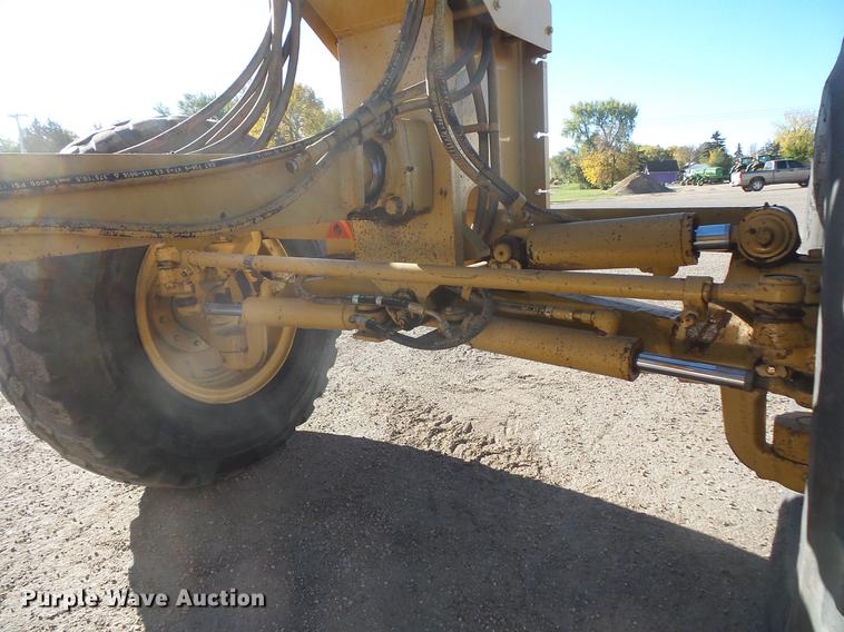 image for item DB8125 2006 Caterpillar 140H VHP Plus motor grader