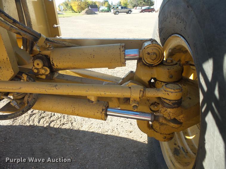 image for item DB8125 2006 Caterpillar 140H VHP Plus motor grader