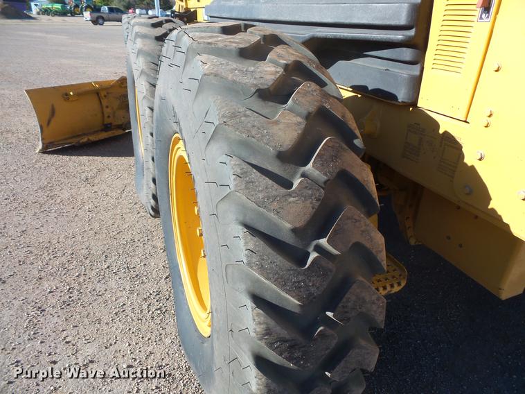 image for item DB8125 2006 Caterpillar 140H VHP Plus motor grader