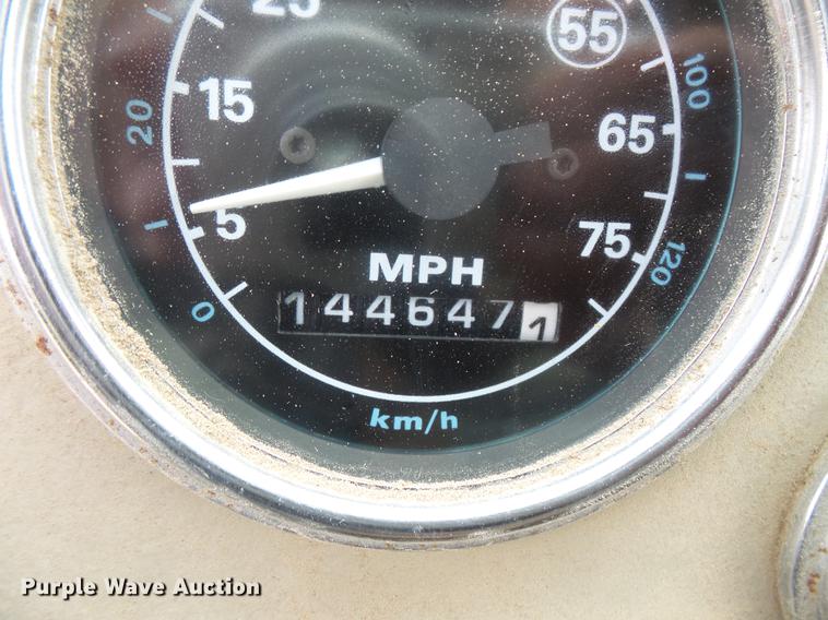 image for item DB8129 1994 Ford LN8000 dump truck