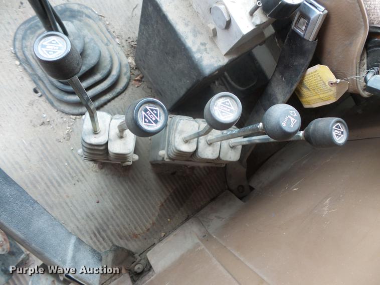 image for item DB8129 1994 Ford LN8000 dump truck