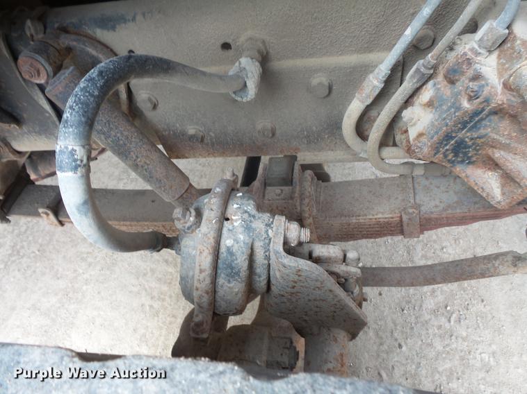 image for item DB8129 1994 Ford LN8000 dump truck