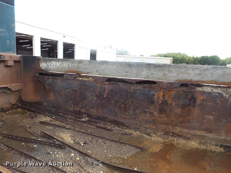 image for item DB8129 1994 Ford LN8000 dump truck