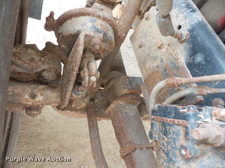 image for item DB8130 1997 Ford LN8000 dump truck