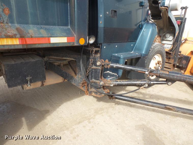 image for item DB8130 1997 Ford LN8000 dump truck