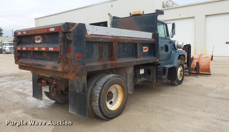 image for item DB8131 1994 Ford LN8000 dump truck
