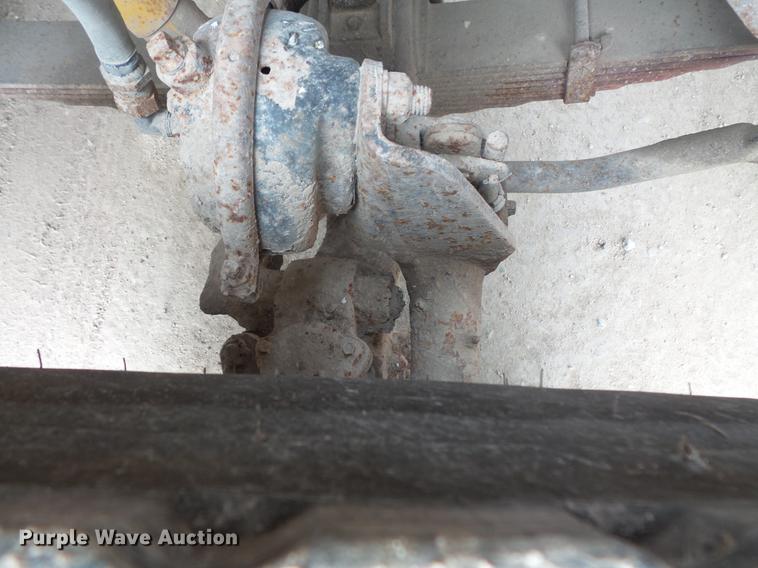 image for item DB8131 1994 Ford LN8000 dump truck