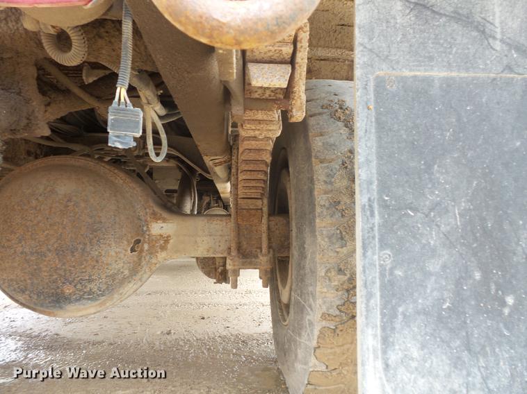 image for item DB8131 1994 Ford LN8000 dump truck