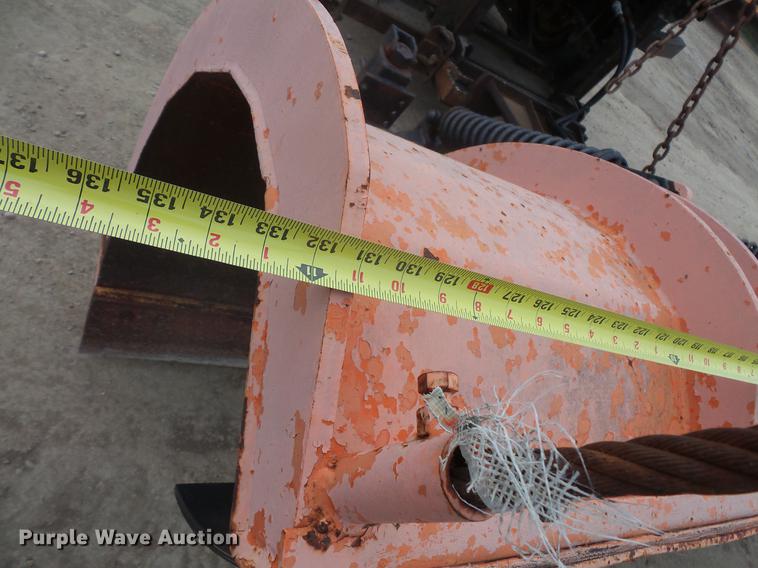 image for item DB8131 1994 Ford LN8000 dump truck