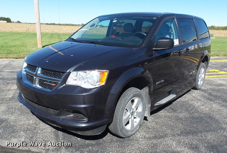 image for item DC1000 2013 Dodge Grand Caravan van
