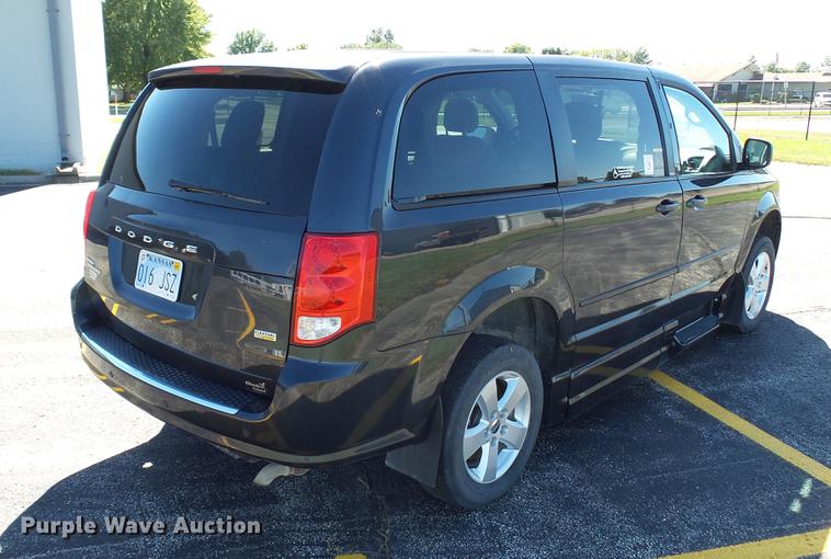image for item DC1000 2013 Dodge Grand Caravan van