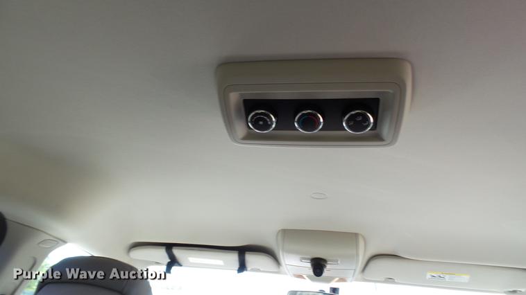 image for item DC1000 2013 Dodge Grand Caravan van