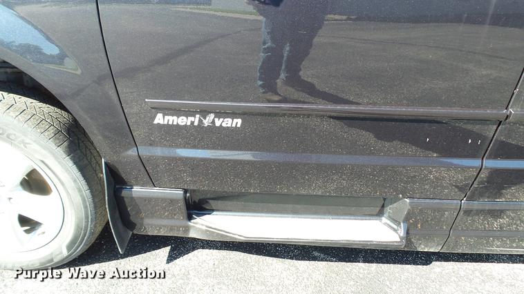 image for item DC1000 2013 Dodge Grand Caravan van