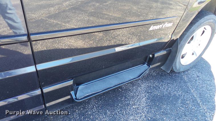 image for item DC1000 2013 Dodge Grand Caravan van