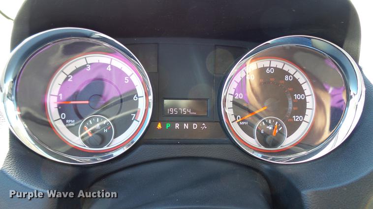 image for item DC1002 2011 Dodge Grand Caravan van