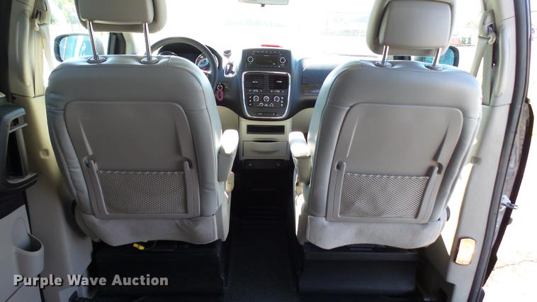 image for item DC1002 2011 Dodge Grand Caravan van