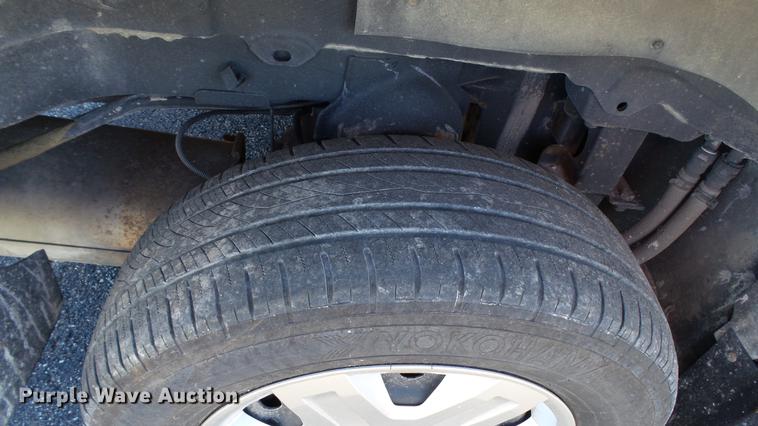 image for item DC1002 2011 Dodge Grand Caravan van