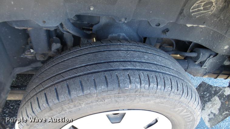 image for item DC1002 2011 Dodge Grand Caravan van