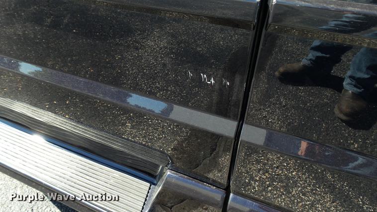 image for item DC1002 2011 Dodge Grand Caravan van