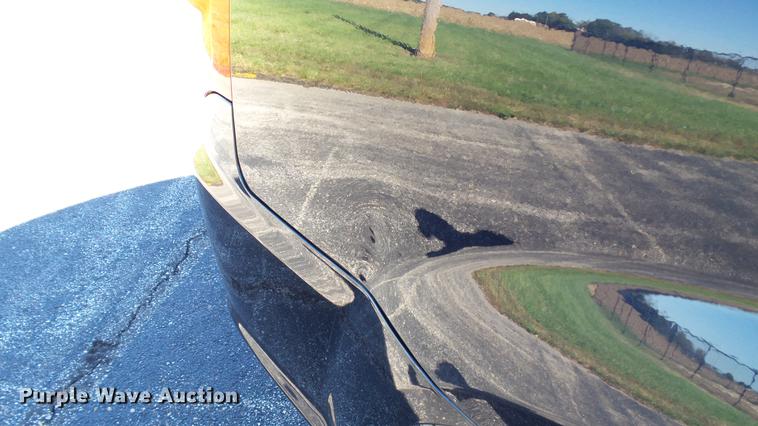 image for item DC1002 2011 Dodge Grand Caravan van