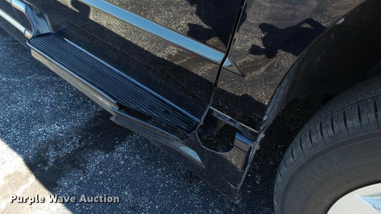 image for item DC1002 2011 Dodge Grand Caravan van