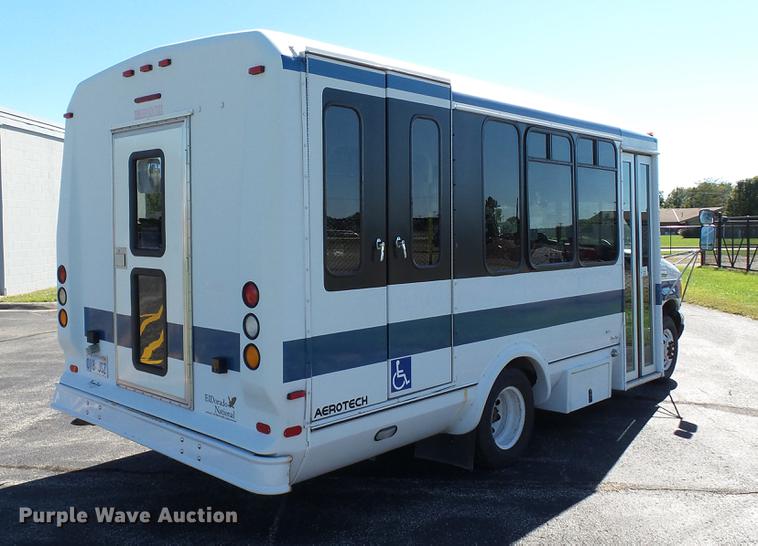 image for item DC1003 2006 Ford E350 Super Duty shuttle bus