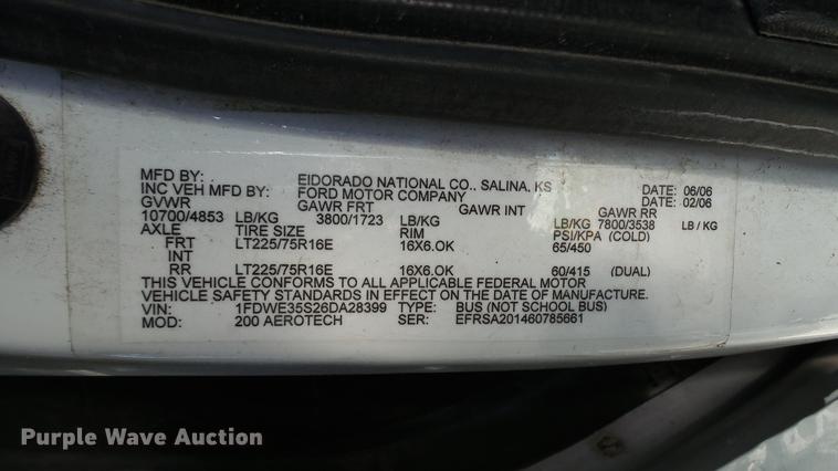 image for item DC1003 2006 Ford E350 Super Duty shuttle bus