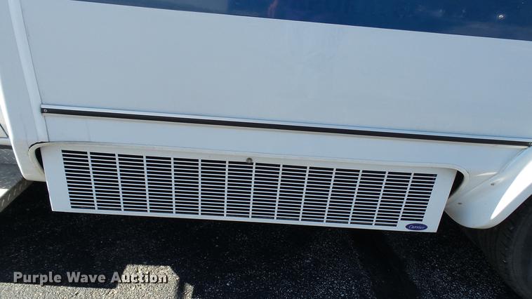 image for item DC1004 2007 Ford E350 Super Duty shuttle bus