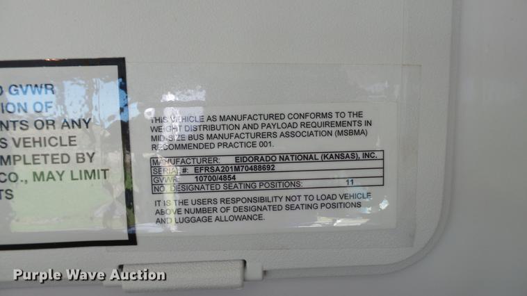 image for item DC1004 2007 Ford E350 Super Duty shuttle bus