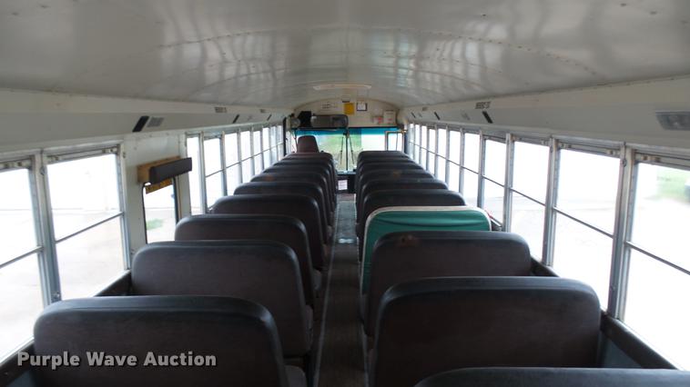 image for item DC1800 1999 International AmTran school bus