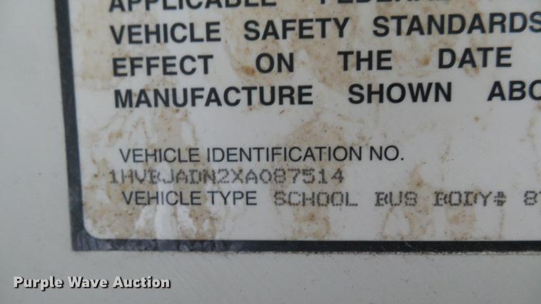 image for item DC1800 1999 International AmTran school bus