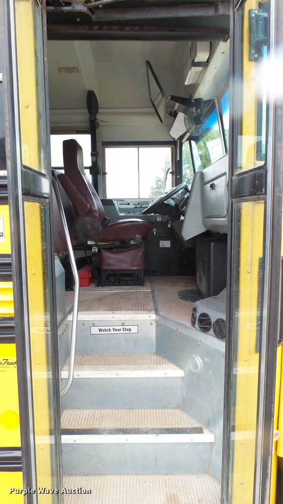 image for item DC1801 2010 Blue Bird Vision school bus