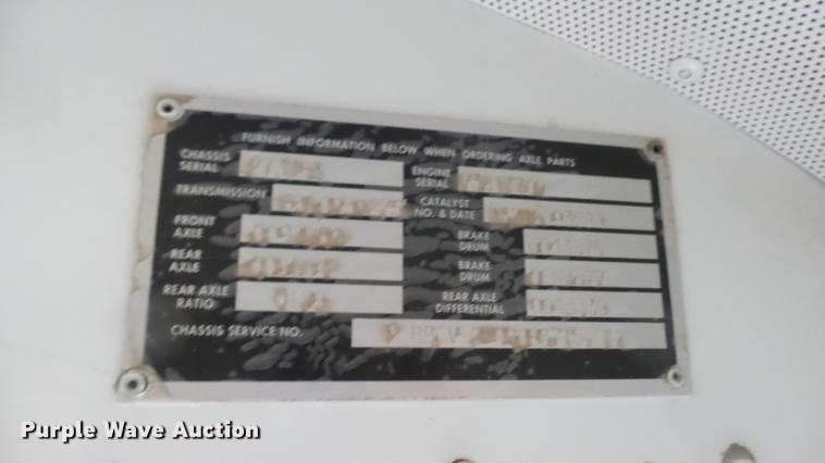 image for item DC1801 2010 Blue Bird Vision school bus