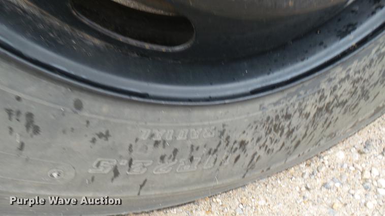 image for item DC1801 2010 Blue Bird Vision school bus