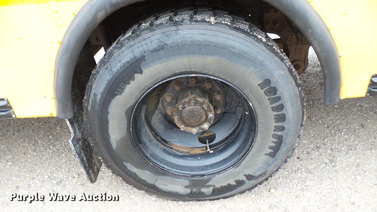 image for item DC1801 2010 Blue Bird Vision school bus